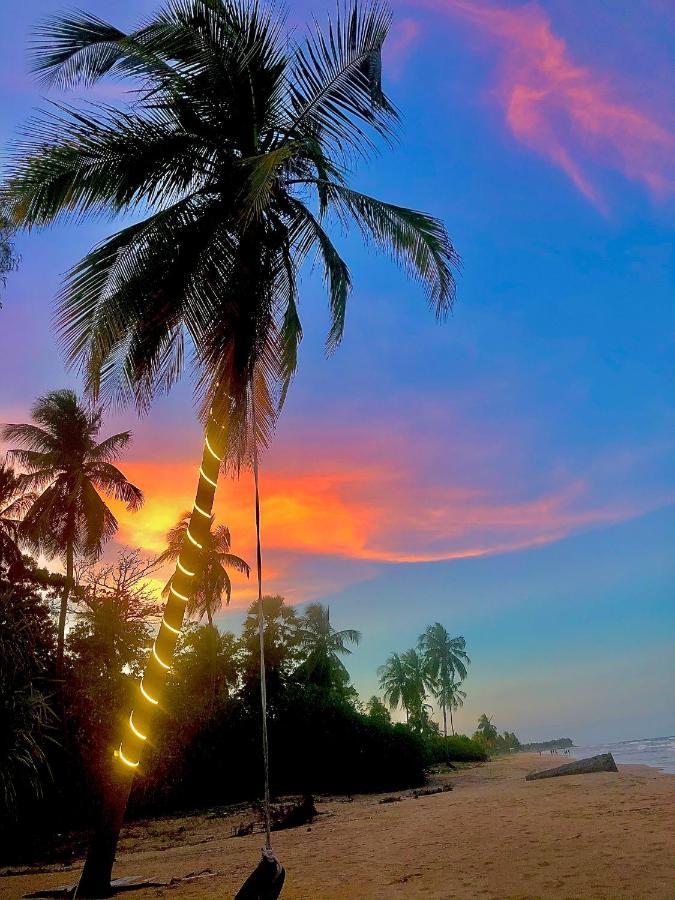 Moon Isle Beach Bungalow Nilaveli Exteriér fotografie