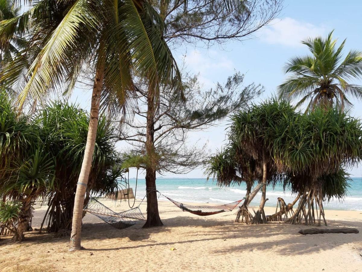 Moon Isle Beach Bungalow Nilaveli Exteriér fotografie